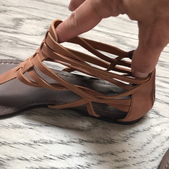 Joie sandals 7.5 - Picture 9 of 9